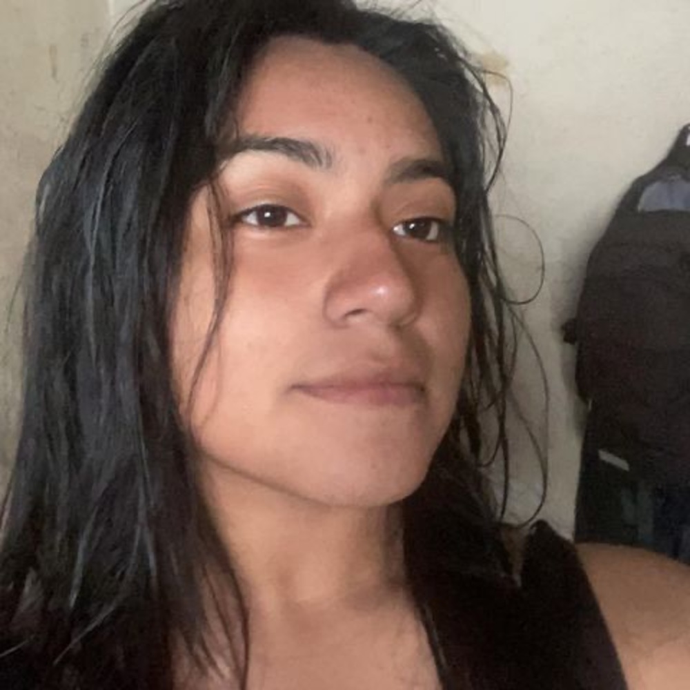 Meet your Posher, Betsabe